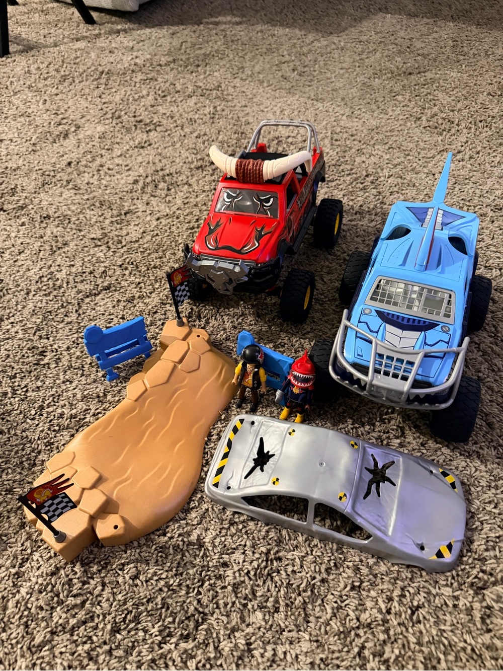 Playmobil Monster Truck Lot Set